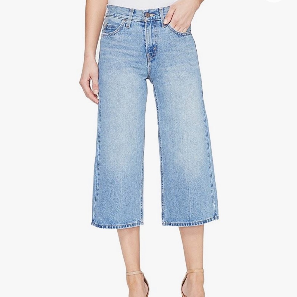 Levi’s Cropped Wide Leg Culottes  Jeans